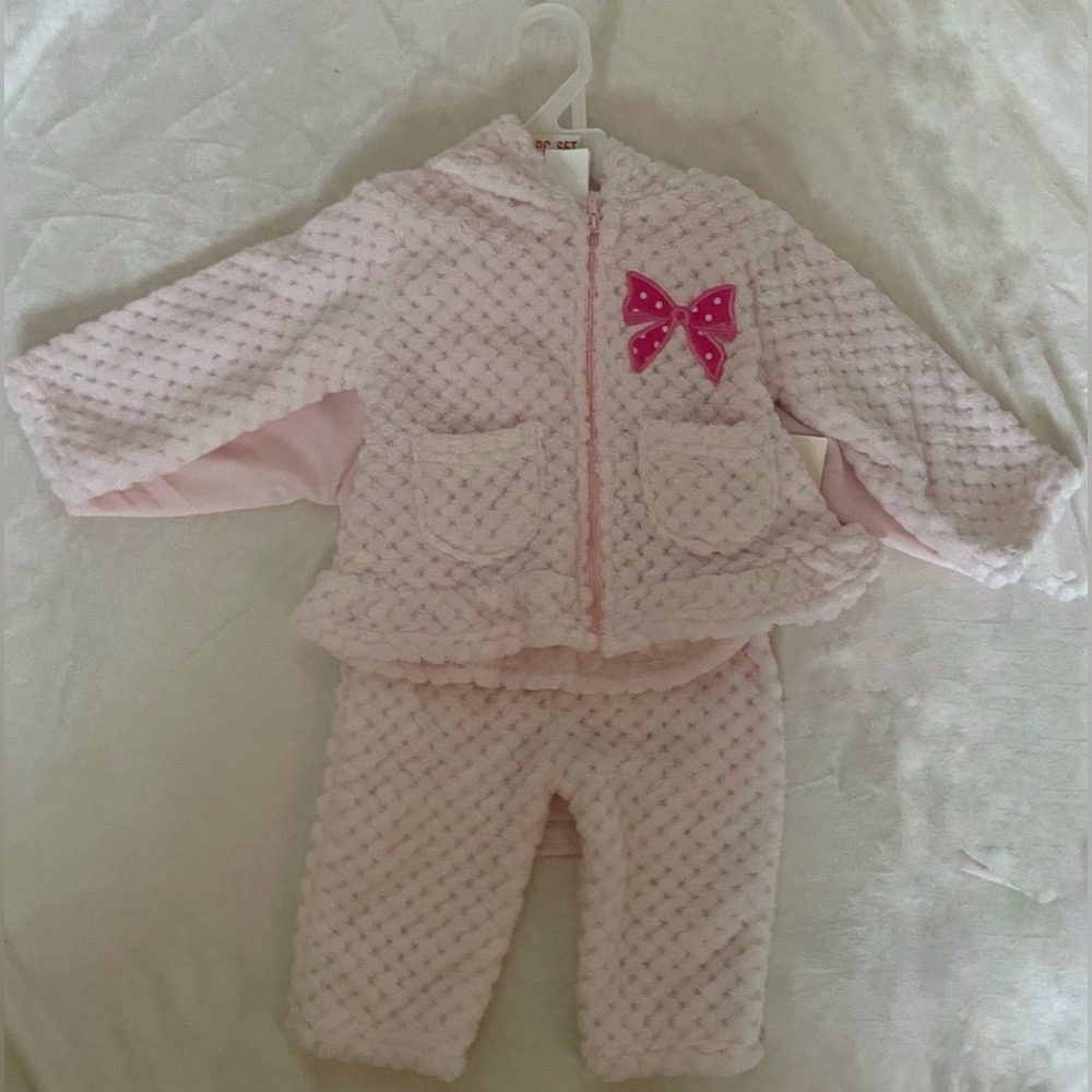 Baby Pink 3 piece set size 12 Month - Picture 1 of 4